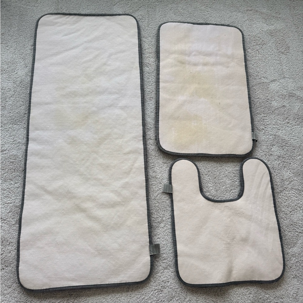 Set of 3 Gray Bathroom Mats - Picture 7 of 7